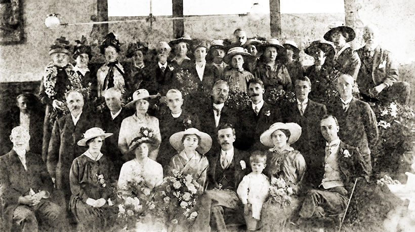 John and Emmie Taylor's wedding, New Chapel, Horwich, 1916