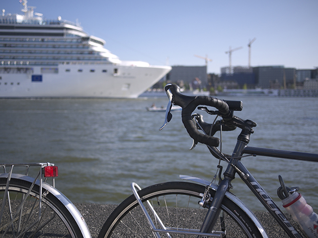 Cruise liner, Amsterdam